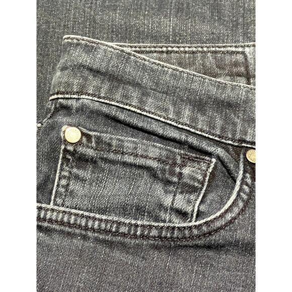 7 for all Mankind The Straight Womens 5 Pocket Jeans 32 Dark Wash Distressed EUC - Picture 8 of 16